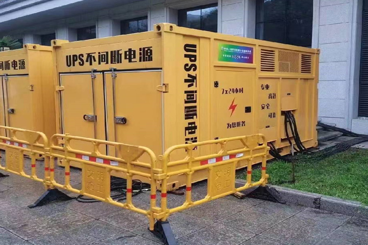 东成镇发电机租赁施工现场